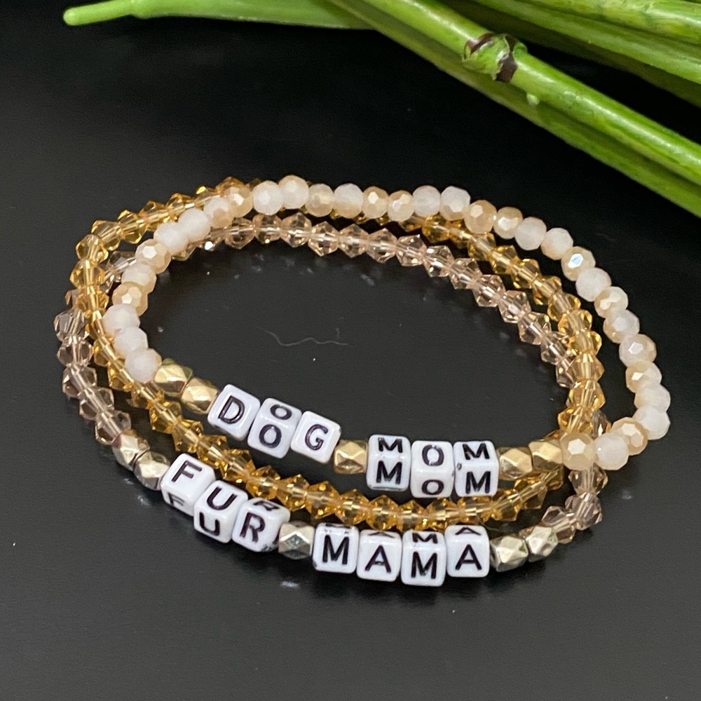 Handmade Dog Mom Fur Mama Beaded Stretchy Bracelet One Size